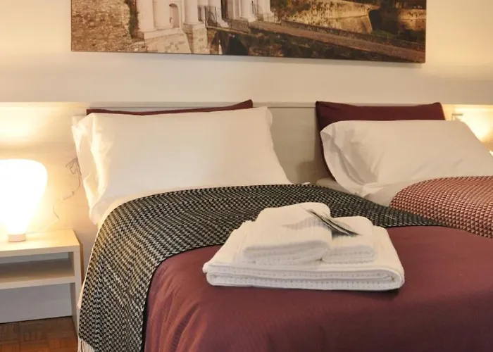 Citywalls بيت ضيافة بيرغامو
